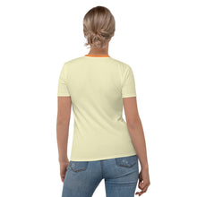 Load image into Gallery viewer, Daisy Women&#39;s T-shirt
