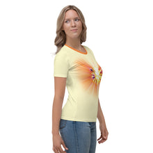 Load image into Gallery viewer, Daisy Women&#39;s T-shirt
